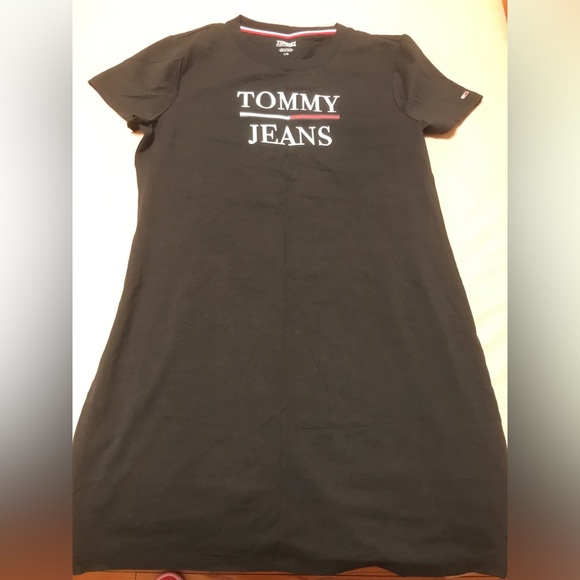 TOMMY JEANS T-Shirt Dress - Picture 1 of 4